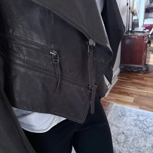 McGinn Magpie Convertible Leather Moto Jacket Zip-Off Hem Crop M - Picture 13 of 14